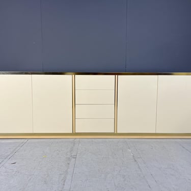 Beige lacquered credenza in the manner of Jean Claude Mahey, 1970s - hollywood regency sideboard - 1970s cupboard - mid century cupboard 