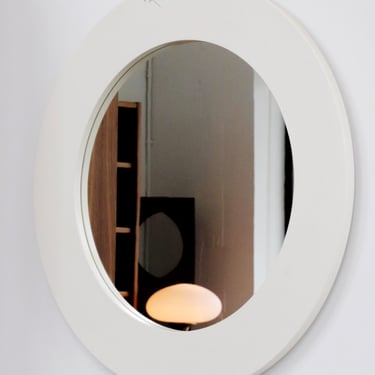 Round White Framed Mirror