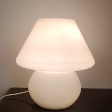 Mushroom small Murano Glass table lamp / 80s / vintage / White 