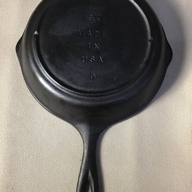 3 Notch Lodge #5 Cast Iron Skillet (Seattle)