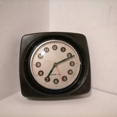 Vintage Wall Clock/ Vintage Wall Decor/ Plastic Wall Clock/ Black Clock/ Gorenje Kvarc Clock/ Space Age Clock/ Mid Century / 70s/ Yugoslavia 