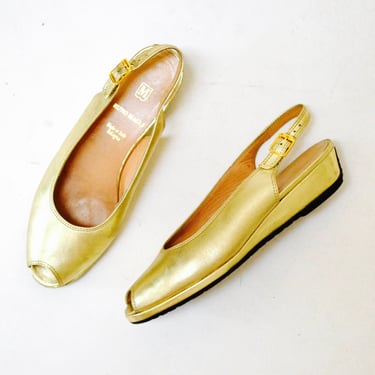 Vintage Gold Metallic Leather Sandals Slip on Heels Shoes 6 1/2 Burn Magli Made in Italy// Gold Leather Peep toe Sling Backs Wedge 6 1/2 