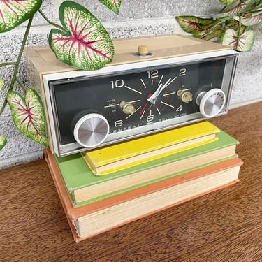 Vintage Clock Radio Retro 1960s Admiral + Solid State + Model YC216RA + AM Radio + Beige + Mid Century Modern + Home Audio + Table Decor 