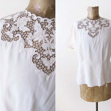 Vintage 50s Silk Cut Work Blouse S - Off White Taupe Embroidered Short Sleeve Top - Button Back Shirt - Romantic Blouse Victorian Style 