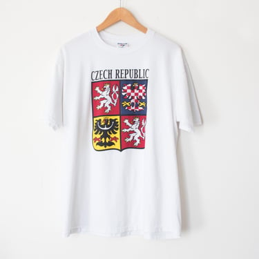 JerZees | Vintage 00’s Czech Republic Tourist Short Sleeve Graphic Tee | Size L / Early 2000’s, Europe, Travel, Souvenir / Coat of Arms 