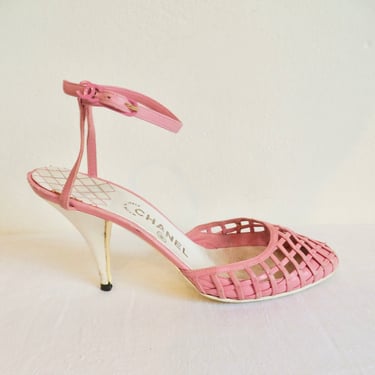Chanel Size 38.5 8.5US Pink and White Strappy Cage High Heels Sandals 2000's Spring Summer 