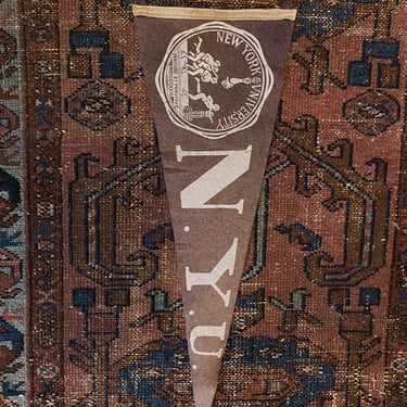 1930's NYU Pennant