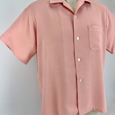 Rare... 1950's Powder Pink Shirt - ART VOGUE of CALIFORNIA - Rayon Fabric - Patch Pocket - Men's Size XLarge 17-17-1/2 Neck 