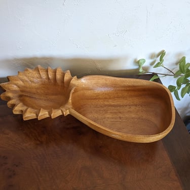 Large Vintage Hand Carved Monkey Pod Wooden Pineapple Chip and Dip Bowl 