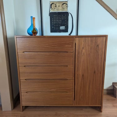 Danish Modern Teak Gentlemans Dresser Chest