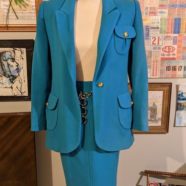 Vintage Custom Designer Skirt Suit 3 Piece Set Chanel Buttons 