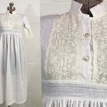 Vintage White Gauzy Dress Mod Lace Collar Short Sleeves Empire Waist Button Front 1960s Mod Twiggy Fit & Flare Short Sleeve Midi 1970s XS 