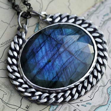 Labradorite Chain Frame Power Necklace