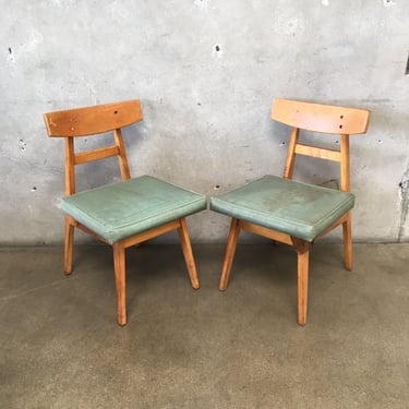 Pair of Mid Century Modern Jens Risom Chairs