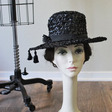 Vintage 1950s 60s Black Straw raffia wide brim Hat with tassel 