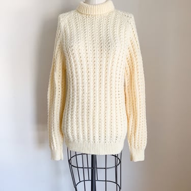 Vintage 1970s Cream Turtleneck Sweater / M-L 