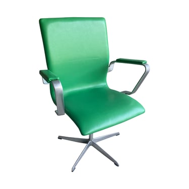 Set of 6 Swivel Chairs in Green Leather by Arne Jacobsen, Denmark, 1960’s