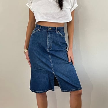 90s jean skirt / vintage Lee medium soft wash denim classic wiggle blue jean denim skirt | Small size 25 Waist 
