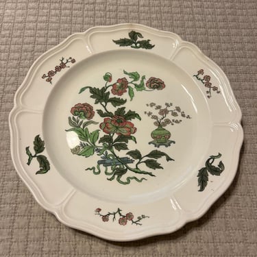 A vintage Wedgewood Madarin plate.  FREE SHIPPING 