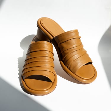 Rouched Slide in Camel