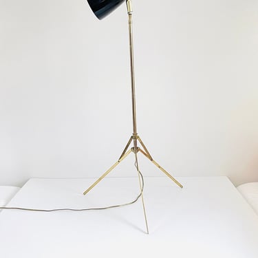 Vintage 1960s MID Century Modern Tripod Floor Lamp Atomic Black Cone Metal Telescoping Adjustable Height Extension Reading Light 