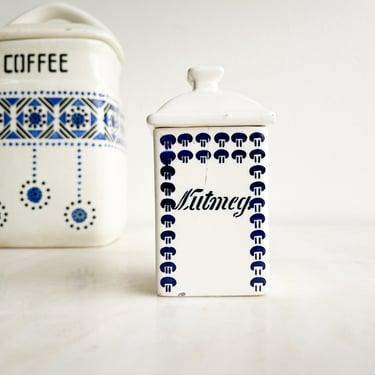 Antique Blue Stencil Nutmeg Spice Jars Blue White Kitchen Modern Farmhouse Spice Jars German Shaker Nutmeg Shaker Vintage Small Canister 