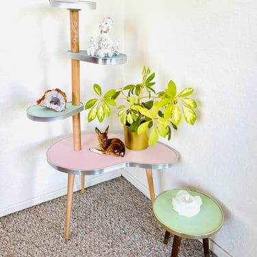 Vintage-Inspired Tiered Table – Retro Coffee Table, Handmade Furniture - Reproduction 