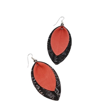 Earrings | Leather Leaf