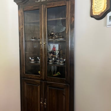 Corner Hutch, Hutch, Dining Cabinet, China Cabinet 