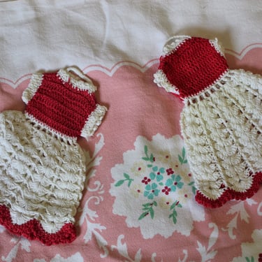 Vintage 1950s 2 Handmade Crochet Dress Pot Holders Hot Pads Doll Dress Red White Cute Kitschy Mid Century Kitchen 