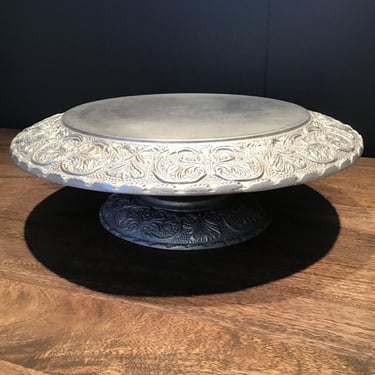 Vintage Aluminum Cake Stand (Seattle)