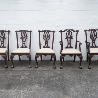 Chippendale Carved Ball and Claw Feet Mahogany Set of Five Dining Chairs 2907