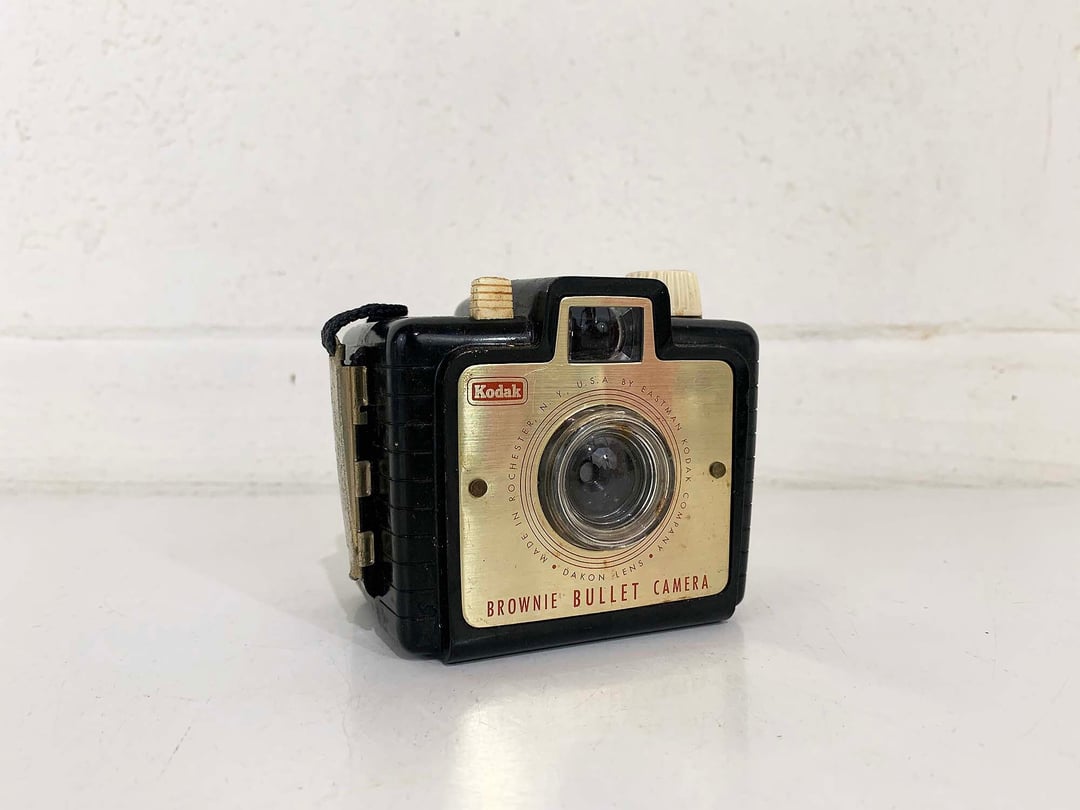 Vintage Kodak Brownie Bullet Camera 1960s Made in the USA Check