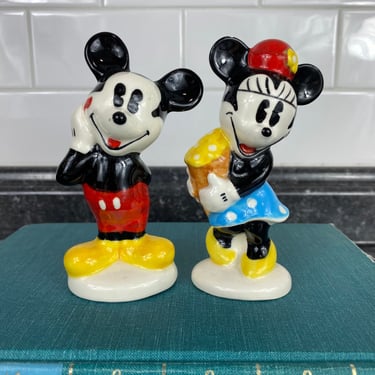 Vintage Standing Mickey and Minnie Mouse Salt & Pepper Shakers, Mickey and Co. Collectible, Treasure Craft Mickey Kiss on Cheek, Blushing 