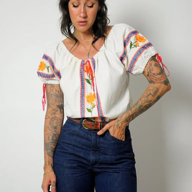 1970s Floral Embroidered Peasant Blouse