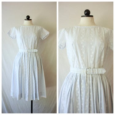 50s Pale Blue Embroidered Cotton Dress Full Skirt Eyelet Size S / M 