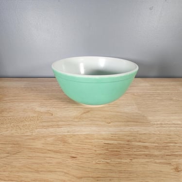 Large Green Pyrex Mixing Bowl 