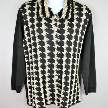 1X Victoria Woman - Black Gold Metallic - Cardigan - Houndstooth Pattern - Sweater 