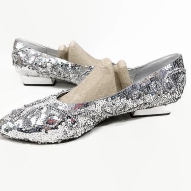 VINTAGE 1980s Silver Sequin Low Heel Pumps Dolce by Pierre Size 11 | 80s Glamour Sparkle Flats Dress Shoes | vfg 