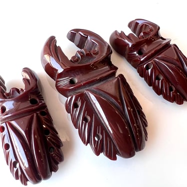 Vintage Stagbeetle Bakelite Brooch, Carved Brown Bakelite Beatle Brooch and Sweater Clips, Vintage Jewelry, Vintage Jewelry, Gift for Her 