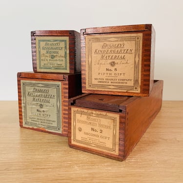Vintage Milton Bradley Wooden Dovetail Boxes Bradley's Kindergarten Material Gift - Lot of 4 Boxes and 83 Blocks 