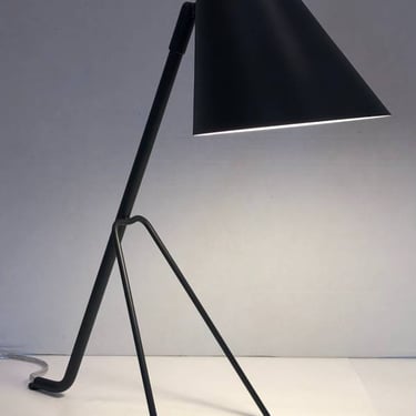 Black Cone Desk Lamp