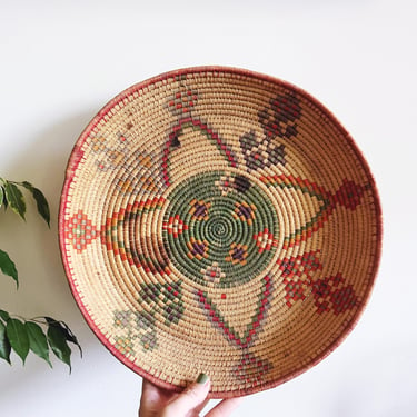 vintage Native American natural dye handwoven basket 