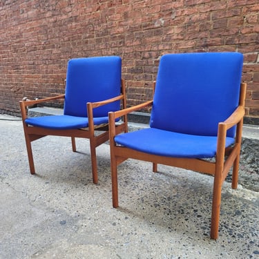 Pair of Danish Chairs Per 0503