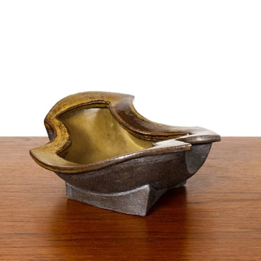 Modernist Hand-Built Stoneware Ceramic Sculptural Footed Bowl / Ikebana Vessel — Raw Clay + Brown / Green Glaze — JR6 
