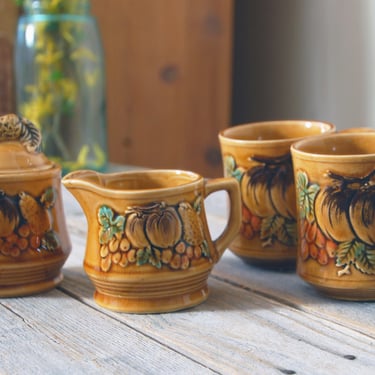 Vintage 70s fruit mugs  / 70s sugar bowl & creamer / set of 2 mugs / earth toned ceramic mugs / boho decor / vintage mug set / coffee set 
