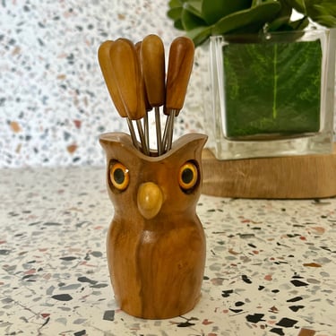 Wood Owl with Hors d’Ouevre Set, Appetizer Cocktail Forks, Mid Century, Vintage 60s 70s 