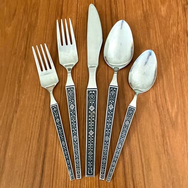 Riveria Cordova stainless MCM flatware blackened floral - 5 piece place setting or serving set 