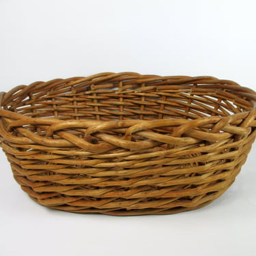 Large Oval Willow Reed Basket Antique Hand Woven Gathering Basket Wicker Storage Bin Vintage Stick Basket for Holiday Gift Giving 