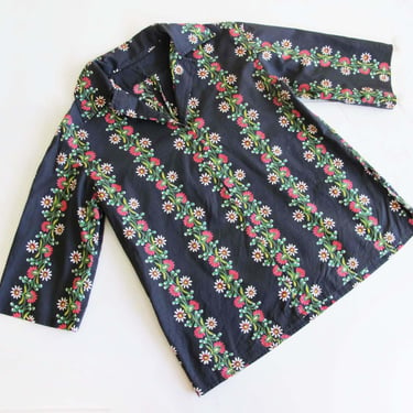 Vintage 70s Black Floral Tunic Blouse M - 1970s Folk Flower Print Boho Top - Casual Comfortable 